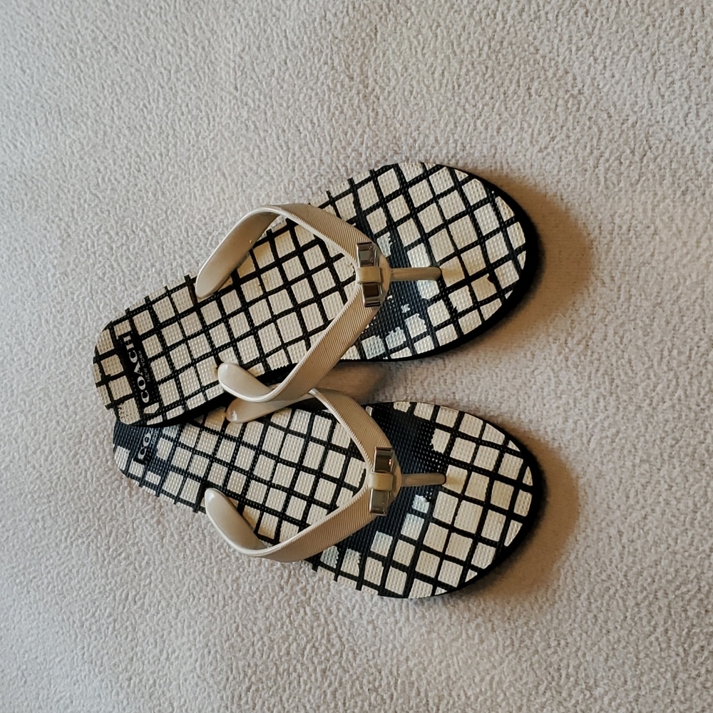Coach flip flops
